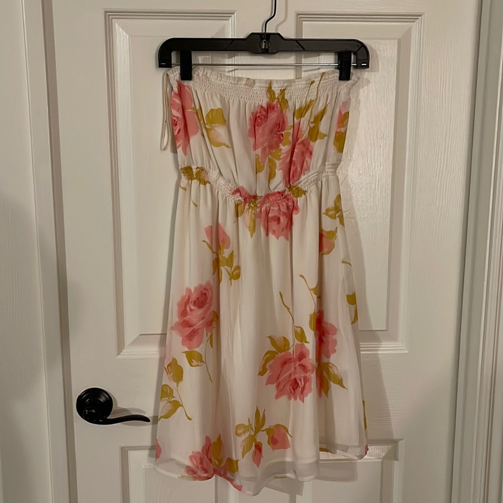 Womens strapless dress